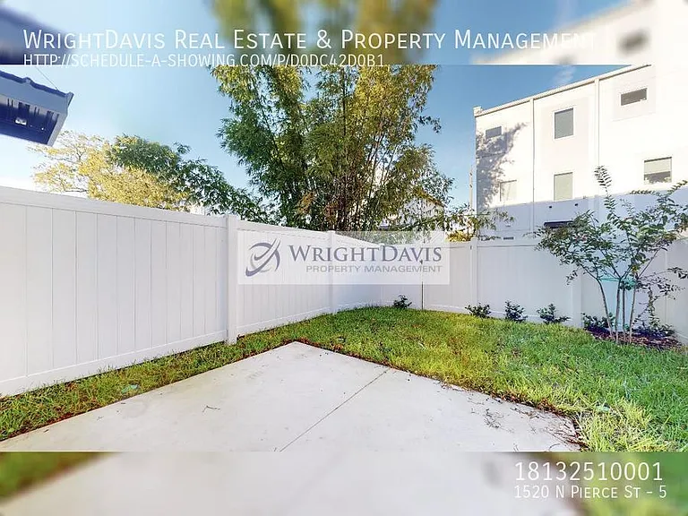 1520 N Pierce St #5 — Photo 32