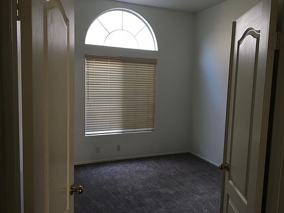 4th image of 6349 Calle Elegante