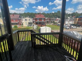 530 Russellwood Ave, Mc Kees Rocks, PA 15136