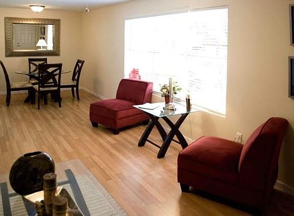 5th image of 2450 Ashdale Dr #D-118