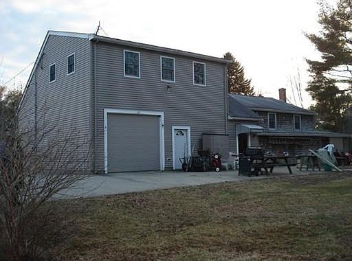 2nd image of 60 Laurel Dr