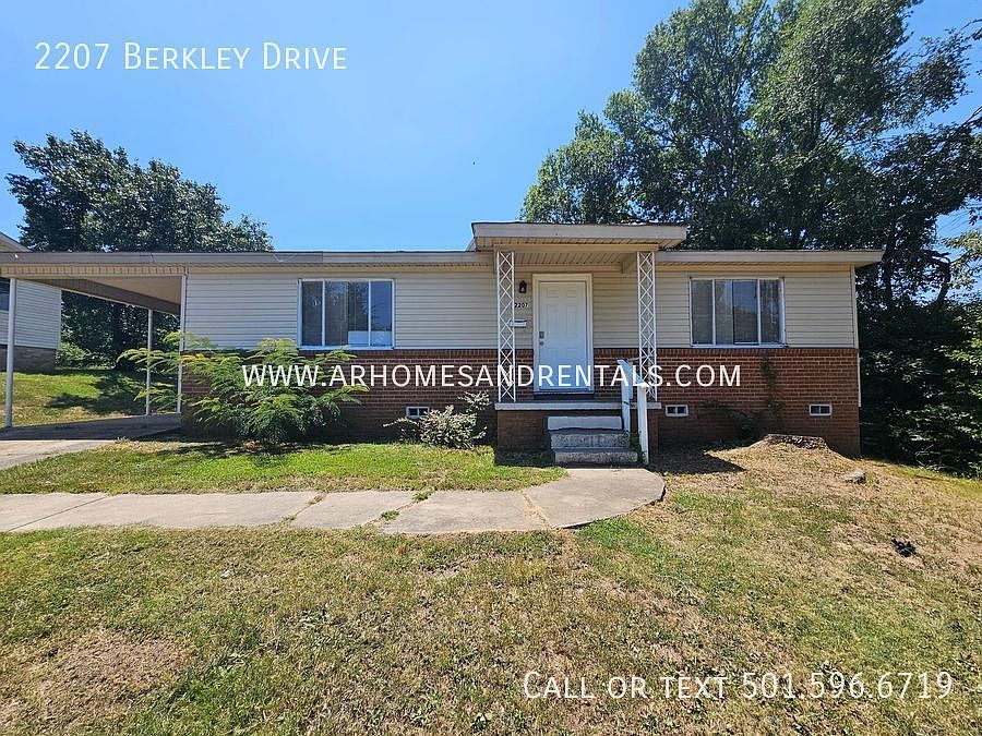 1st image of 2207 N Berkley Dr