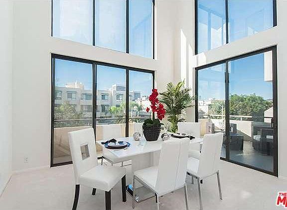 3rd image of 1870 Veteran Ave APT 317
