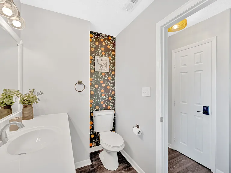 7540 Chatham Cir — Photo 27