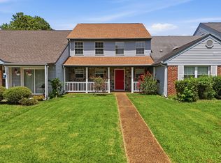 1353 Village Green Dr, Hixson, TN 37343