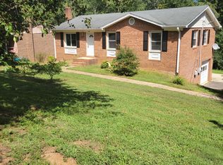 406 Turkey Hill Dr, King, NC 27021