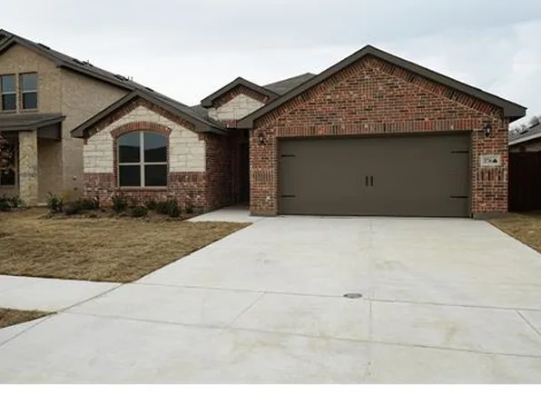 3736 Maroon Creek Rd, Aubrey, TX 76227
