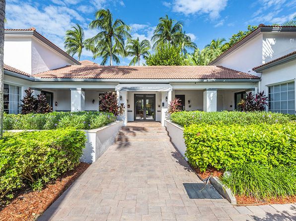 9051 SW 122nd Ave, Miami, FL
