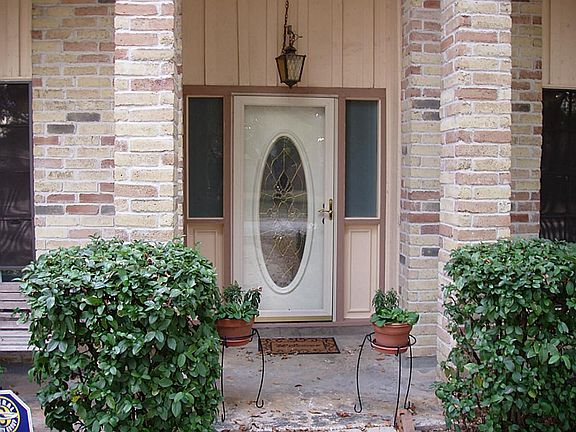 Covered front with lead glass door