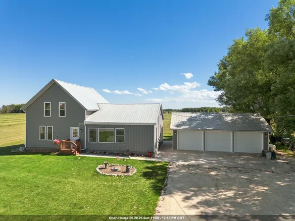 22319 Boxwood Rd, Brillion, WI 54110