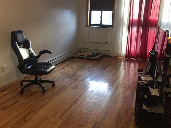 4th image of 5837 71st St Fl 2nd