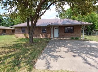 509 Reeves St, Collinsville, TX 76233