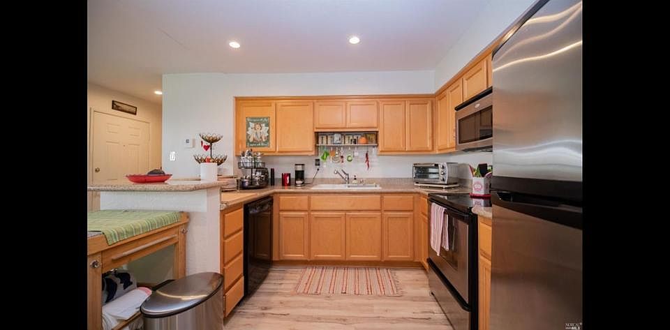 1st image of 2915 N Texas St APT 105