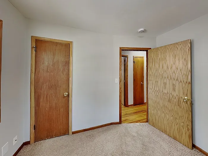 1218 Skillman Ave E — Photo 12