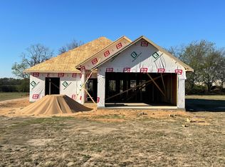 118 Windjammer Rd, Mount Vernon, TX 75457