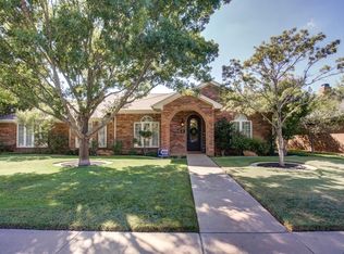 9904 Vicksburg Ave, Lubbock, TX 79424