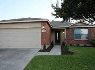 915 Magnolia Fld, San Antonio, TX 78251
