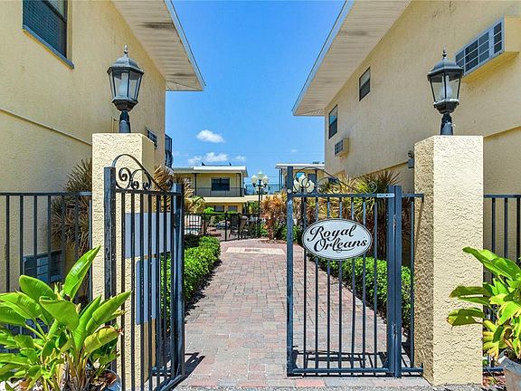 3rd image of 16333 Gulf Blvd #113