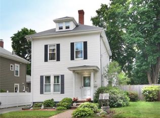 20 Youle St, Melrose, MA 02176