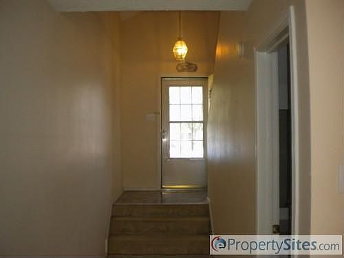 4th image of 3609 Candlebrook Ln