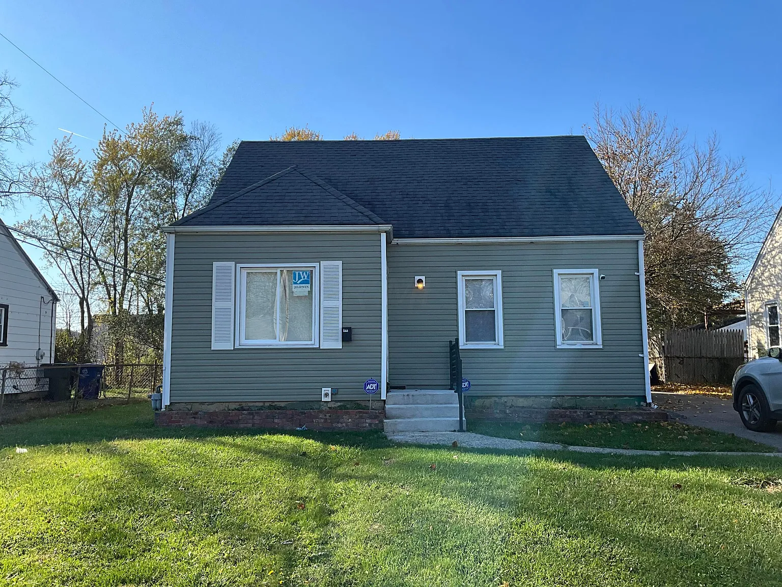 1841 Jermain Dr photo 1