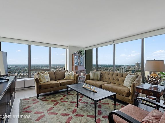 2nd image of 2800 N Lake Shore Dr APT 4017
