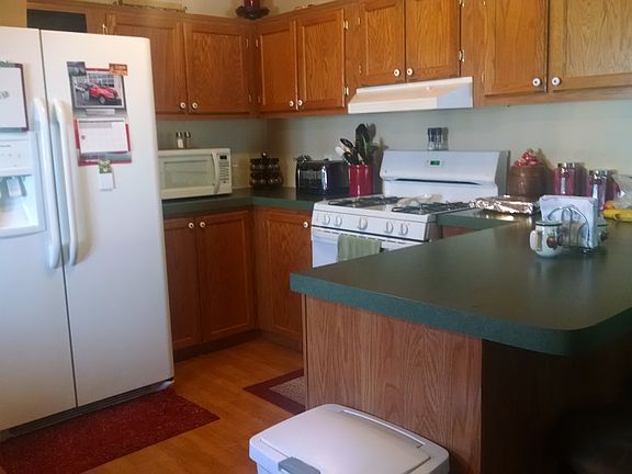 5th image of 1872 Woodridge Cres