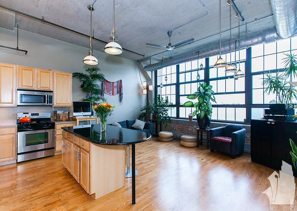 1st image of 3963 W Belmont Ave Unit 415