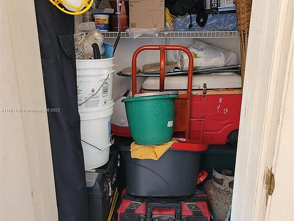 5th image of 9145 Fontainebleau Blvd APT 3
