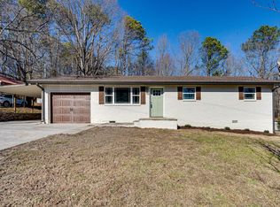415 Gravitt Rd, Chickamauga, GA 30707