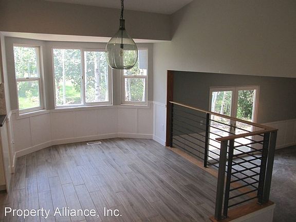 4th image of 1595 W Pheasant Way