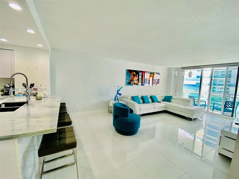 6917 Collins Ave #1205 — Photo 14