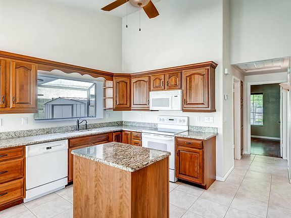 4th image of 17214 N 56th Pl