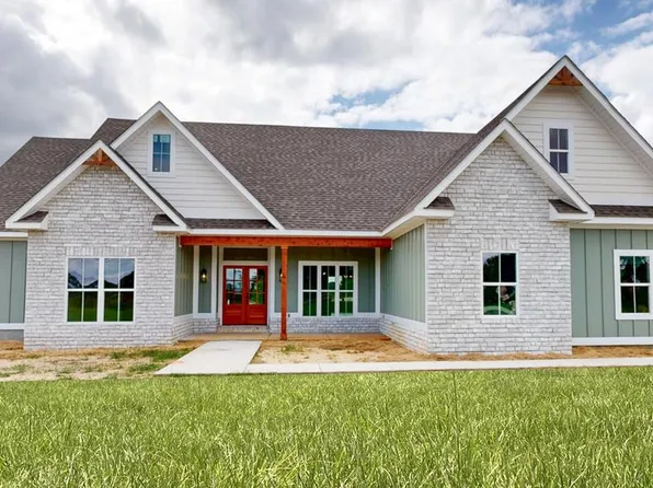 4876 County Road 49, Headland, AL 36345