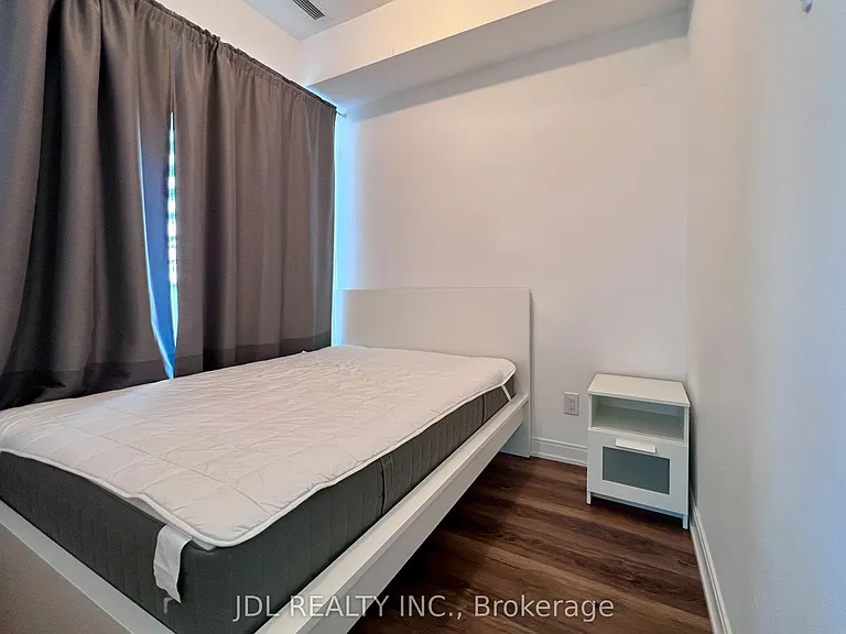 42 Charles St E #2803 — Photo 3