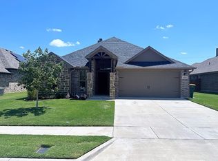 4022 Crown St, Sherman, TX 75092