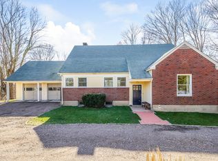 151 Falls Rd, Moodus, CT 06469