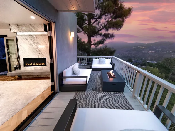 2242 Jeffersonia Way, Los Angeles, CA 90049