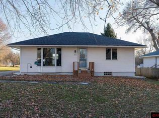 513 W 4th St, Janesville, MN 56048
