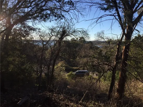 118 Firebird St, Austin, TX 78734