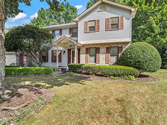 2nd image of 8265 Hilltop Dr