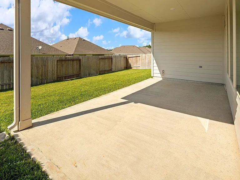 1539 Oakdale Crest Rd — Photo 34