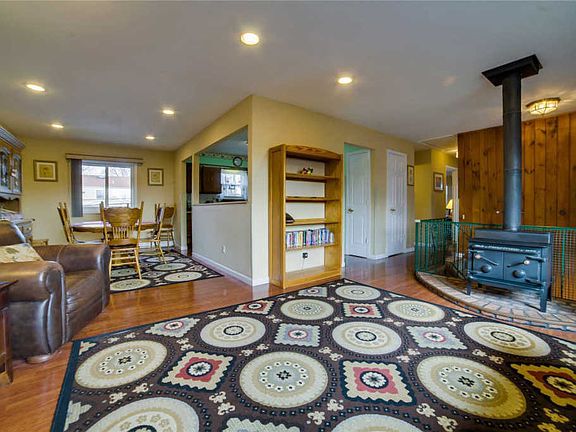 5th image of 3967 Sunset Ave