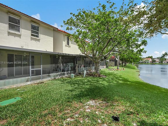 4th image of 313 NW 109th Ave #313