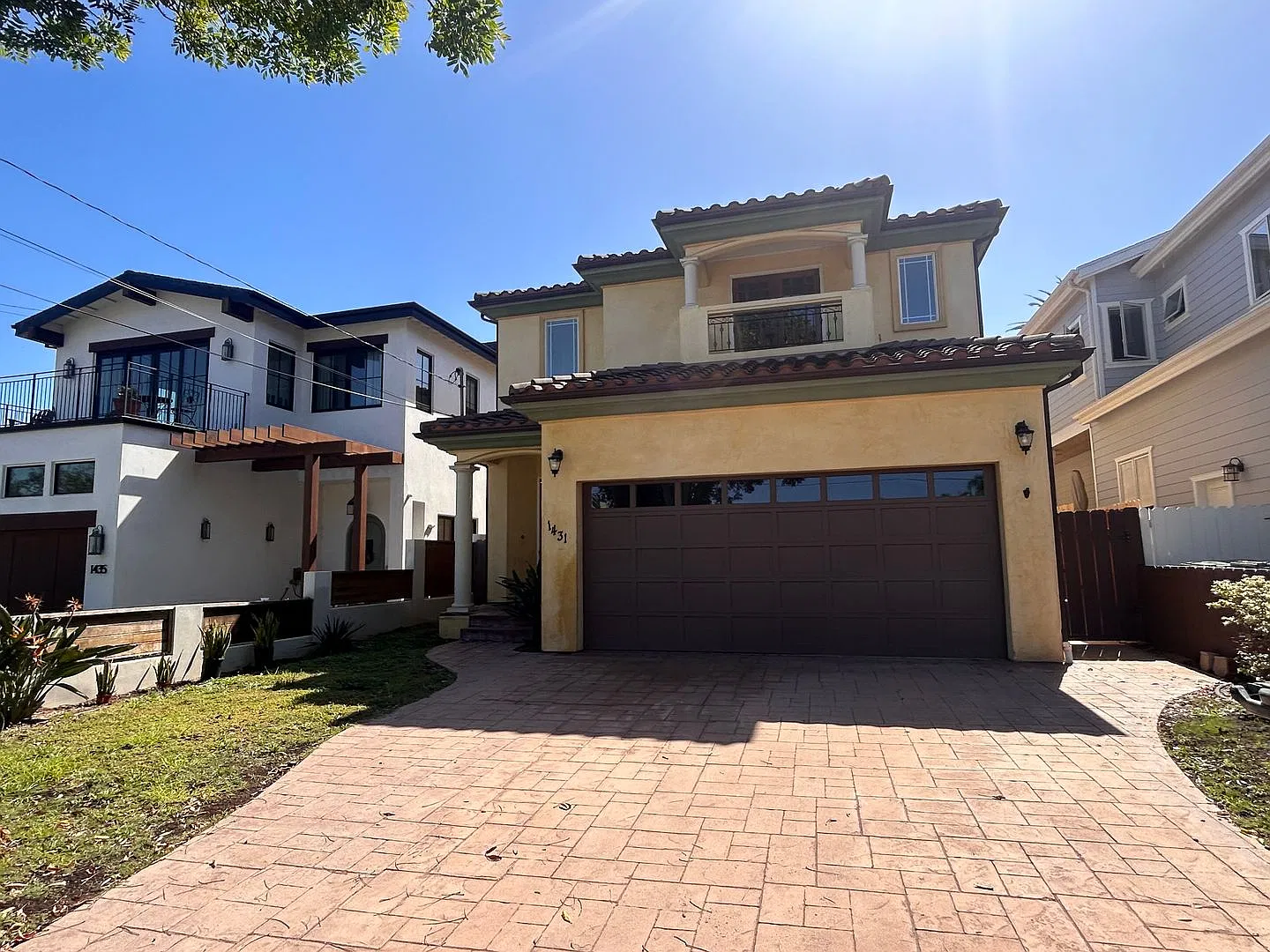 South Redondo - Spacious 4 Bedroom 4.5 Bathroom — Photo 1