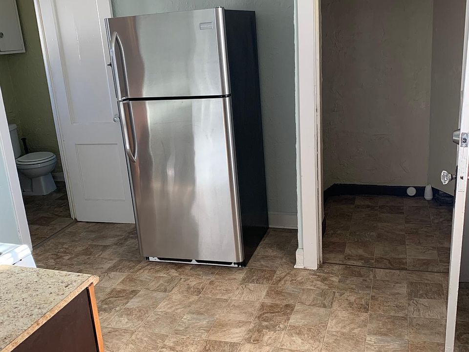 2nd image of 6108 Fleet Ave