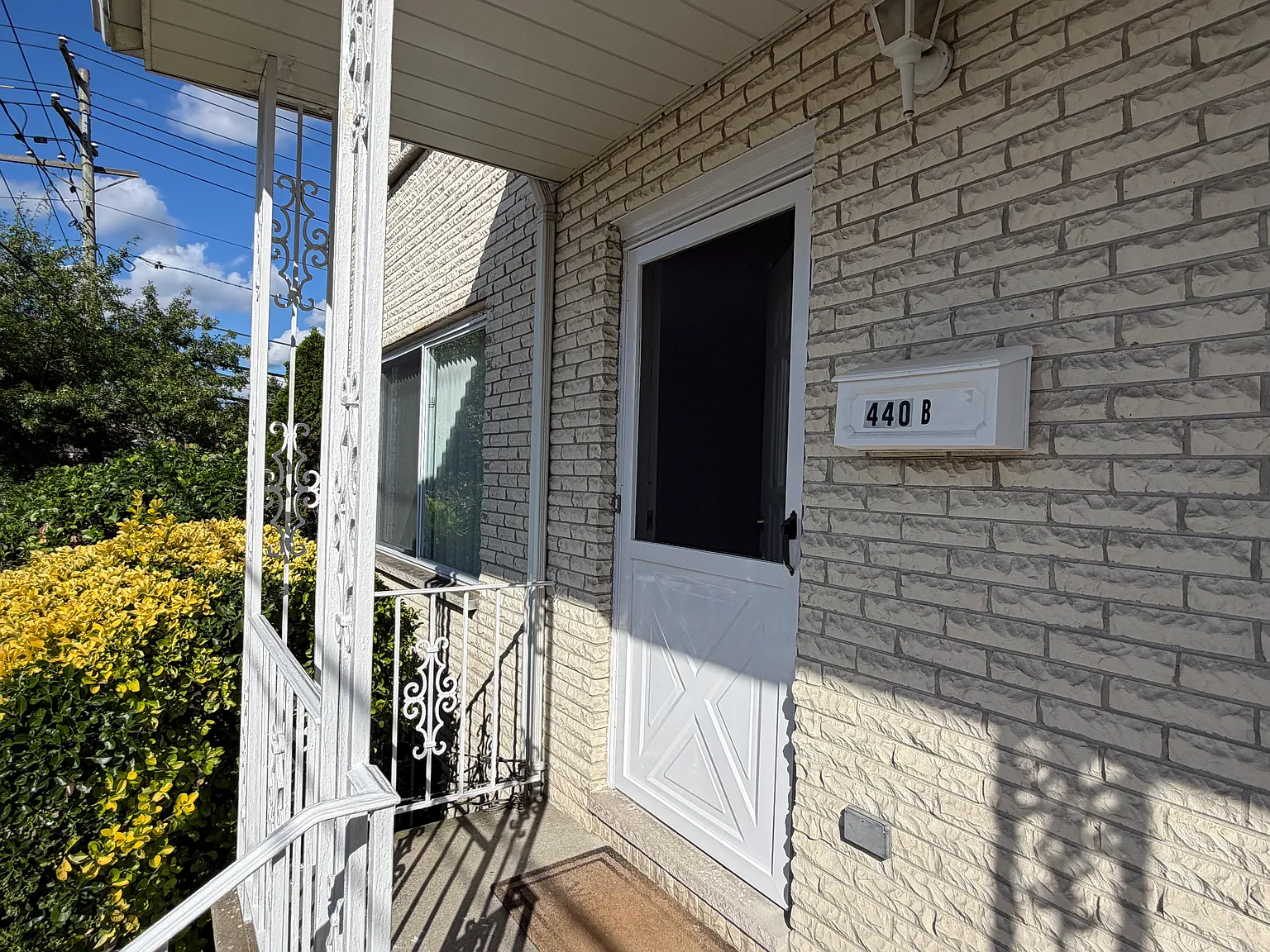 3 bed, 2.5 bath, $3,750 — Photo 3