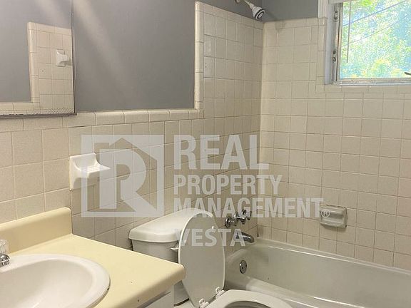 5th image of 344-364 Leah Pl #362