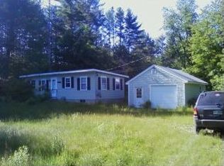 46 Groton Rd, Hebron, NH 03241