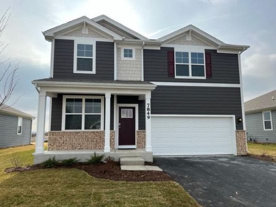 10401 Morse Pl, Crown Pt, IN 46307